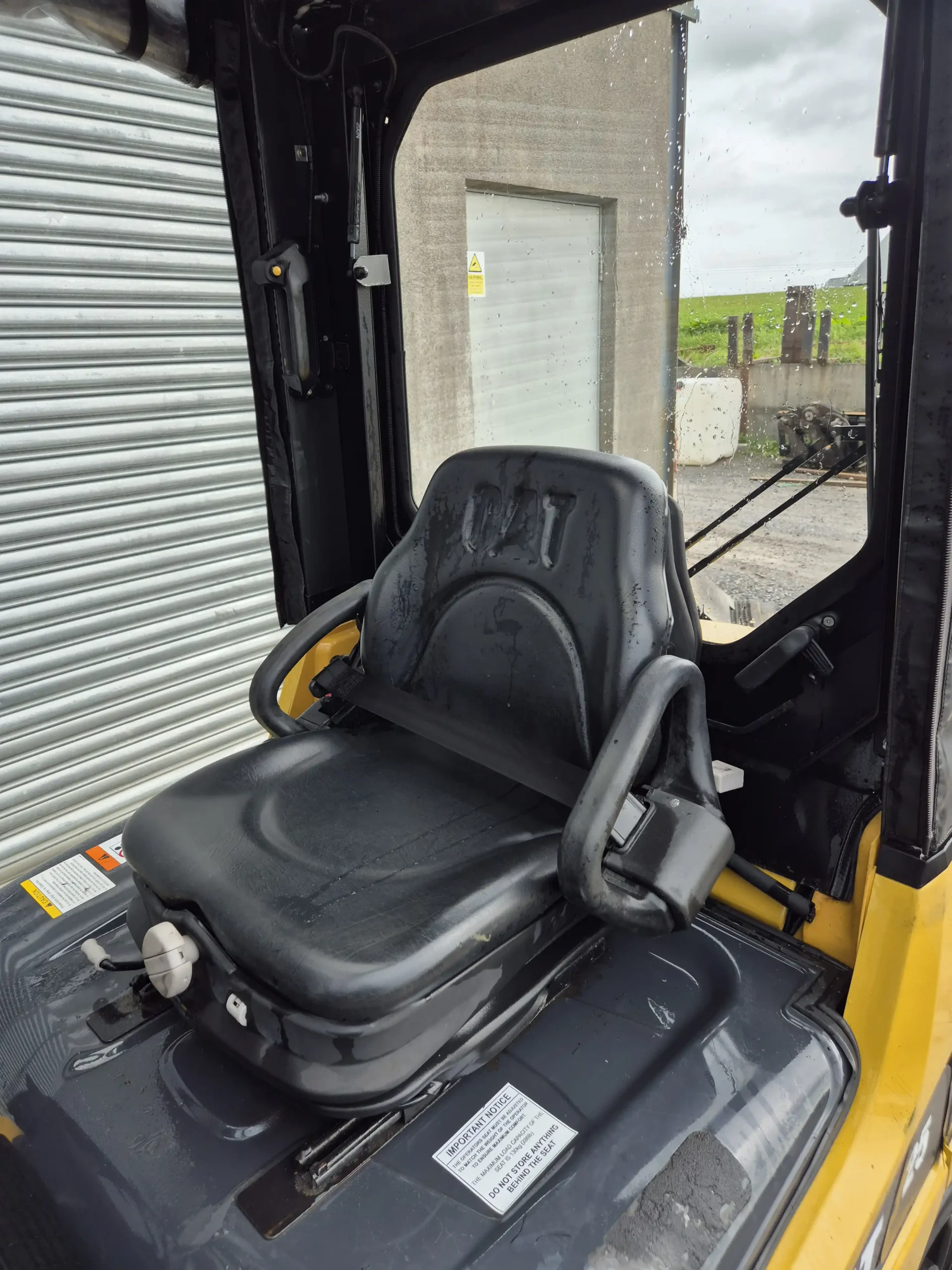 2019 CAT DP25NT Diesel Forklift - Cab