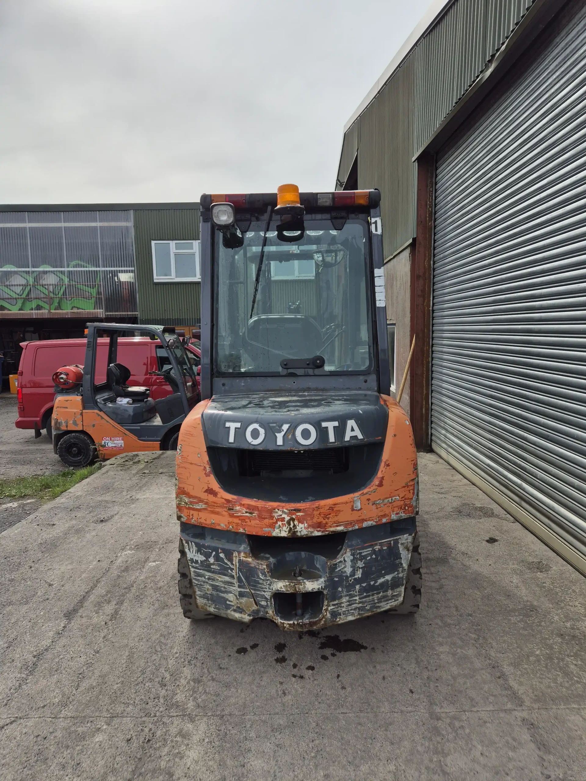 Toyota 8fdf30 3 tonne diesel forklift - back