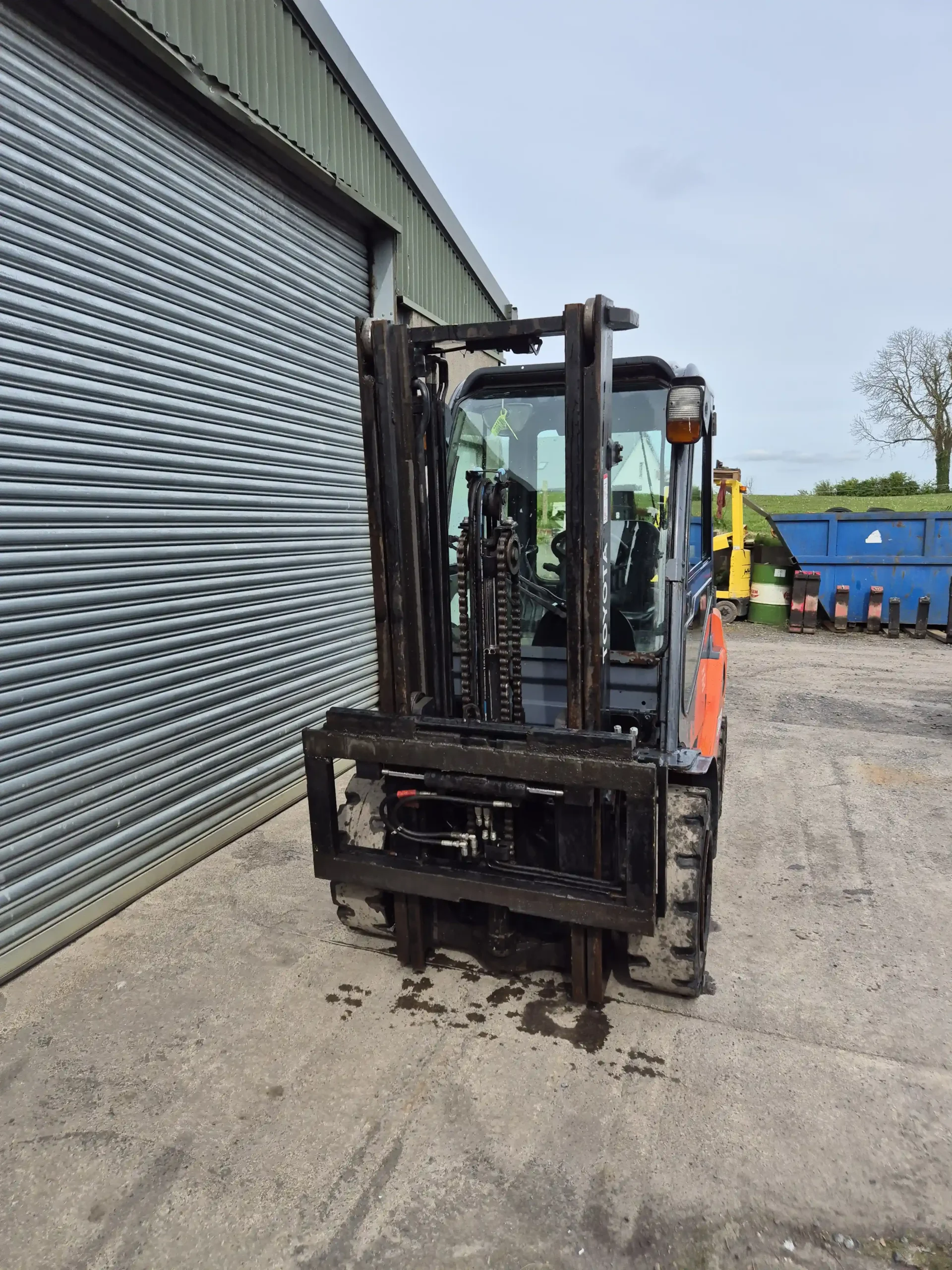 Toyota 8fdf30 3 tonne diesel forklift - front